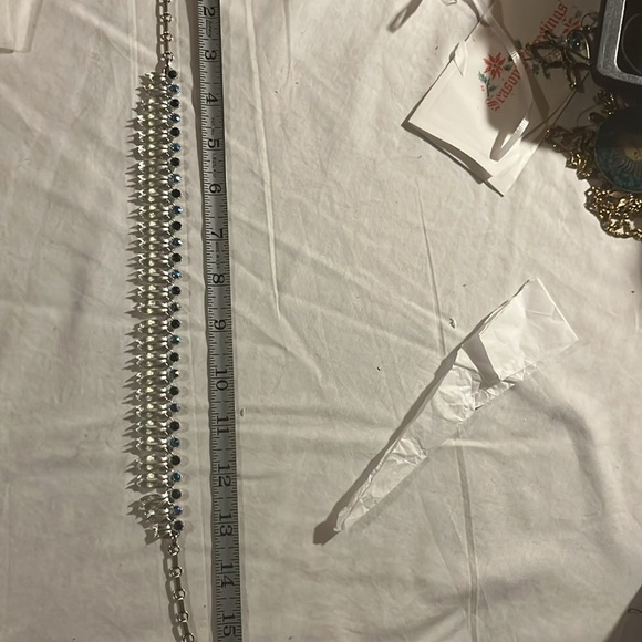 Blue and silver chocker - Picture 5 of 9